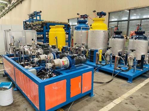 2025年數(shù)控與夾心彩鋼板設(shè)備選購(gòu)指南 跨材質(zhì)適配與售后體系解析，兼論零部件銷(xiāo)售策略